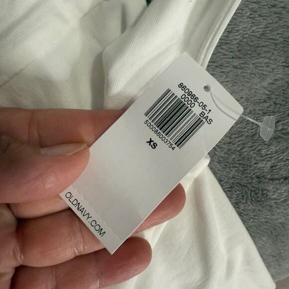 NWT Old Navy Bodysuit Tank Top, Snap Closure Bodysuit Basic, White, Stretchy, XS - Picture 5 of 7